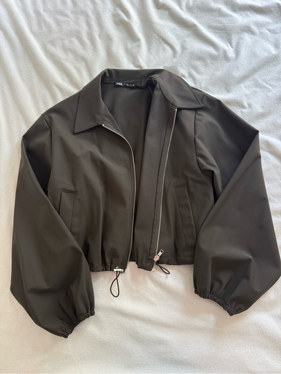 Zara Jackets & Blazers - Zara Boxy Waterproof Jacket
